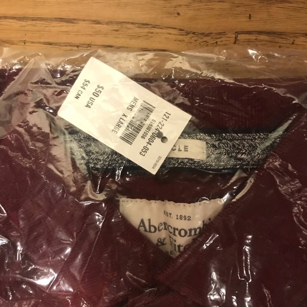 never worn - Picture 2 of 2